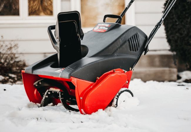 Snowblower Primer Not Getting Gas – Let’s Explore The Reasons